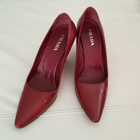 Prada shoes - Picture 1 of 5